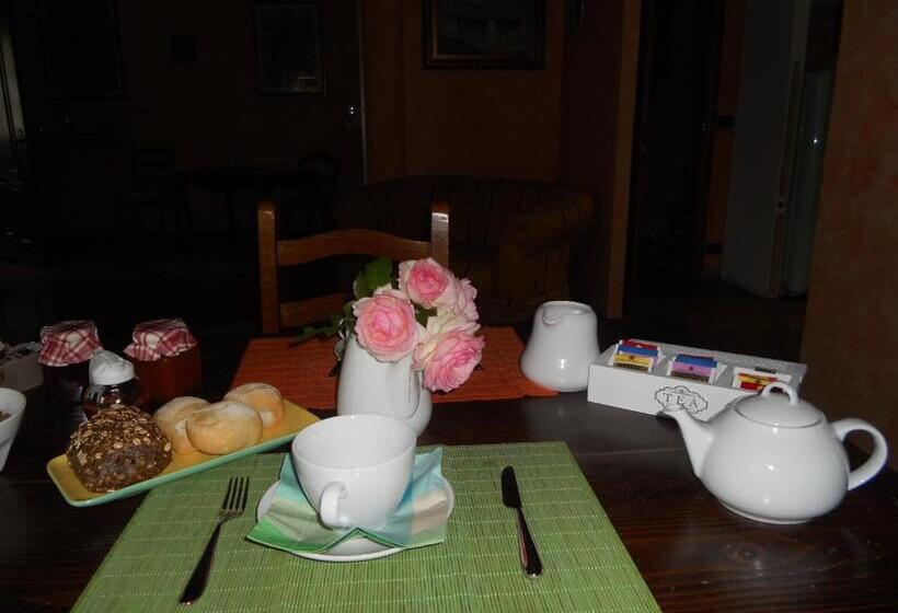 ベッドアンドブレックファースト Beb Villa Aurora