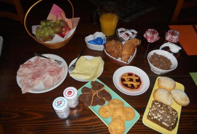 ベッドアンドブレックファースト Beb Villa Aurora