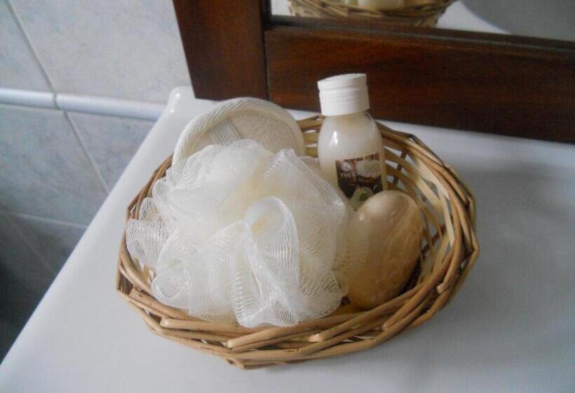 ベッドアンドブレックファースト Beb Villa Aurora