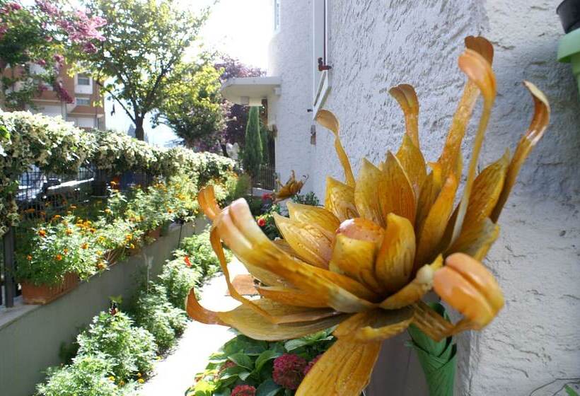 민박 Garni Villa Betty