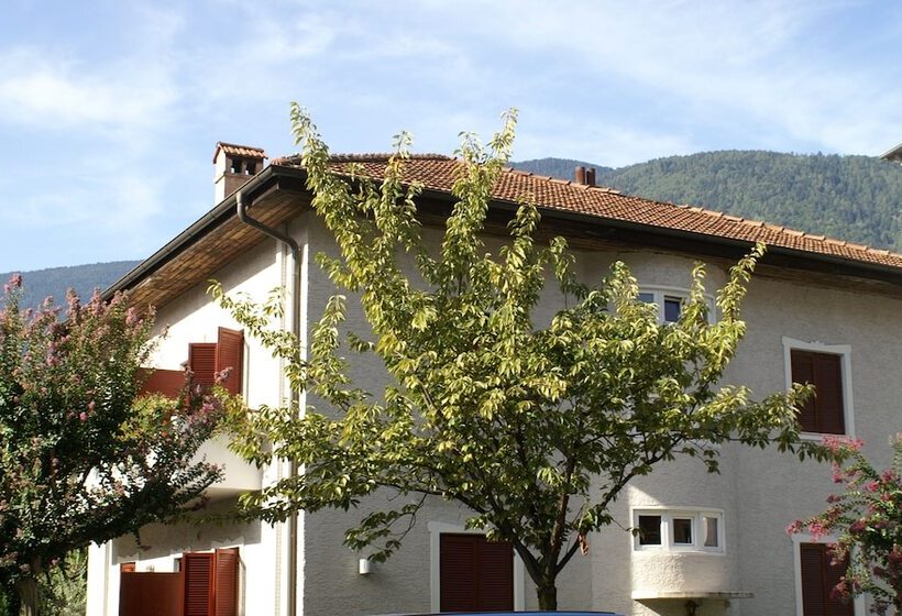 민박 Garni Villa Betty