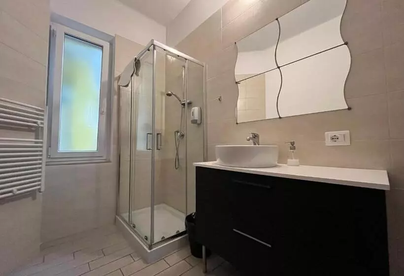 تختخواب و صبحانه Il Guasco Rooms