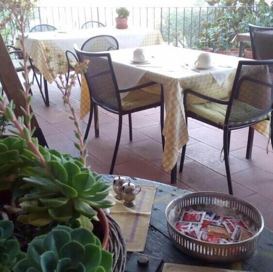 تختخواب و صبحانه La Fusarella Villa Santoro