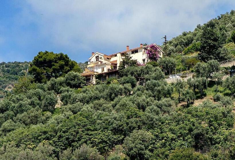 تختخواب و صبحانه La Fusarella Villa Santoro