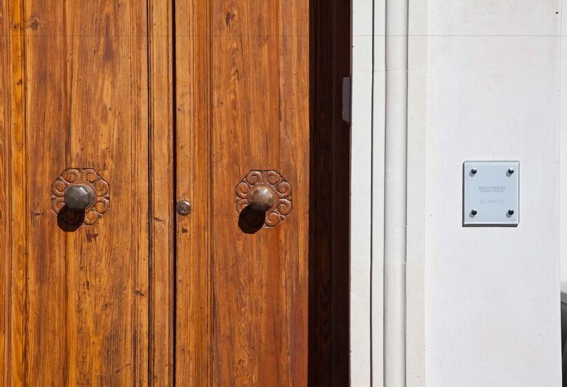 צימר Palazzo Arco Cadura Hotel & Spa