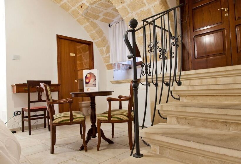 צימר Palazzo Arco Cadura Hotel & Spa