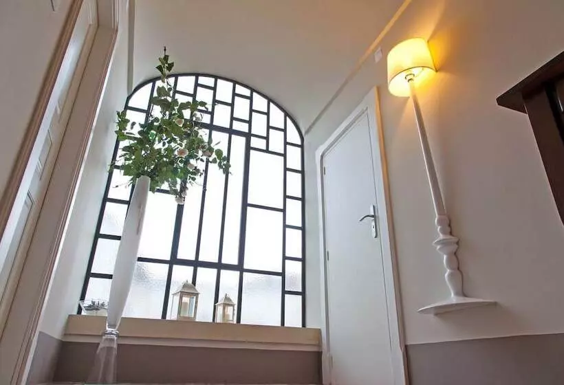 Aamiaismajoitus (B&B) Palazzo Arco Cadura Hotel & Spa