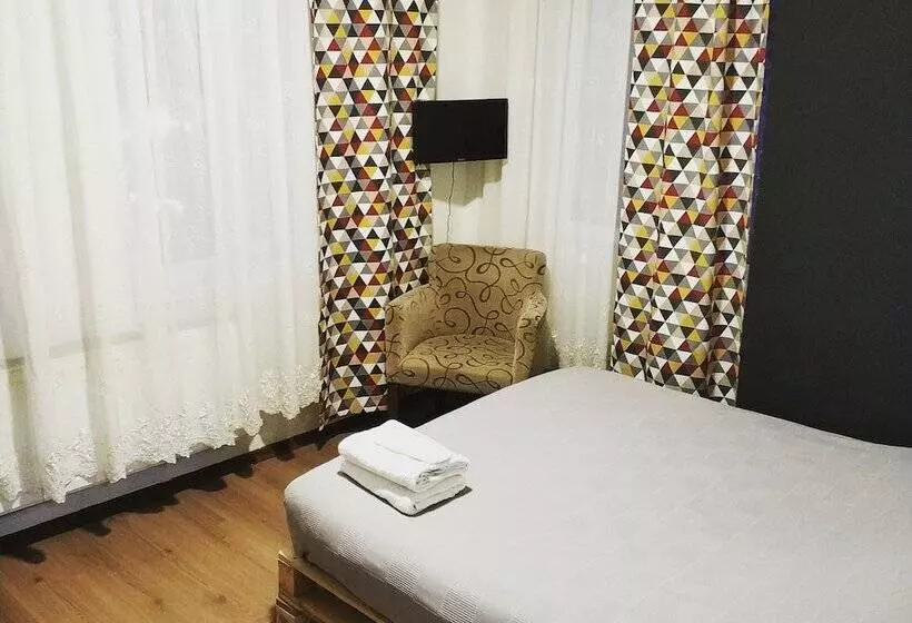 Bulvar Hostel