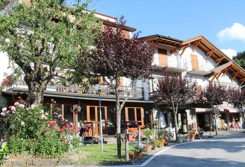 호텔 Albergo Ristorante K2