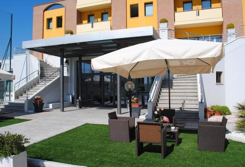 هتل La Tavernetta