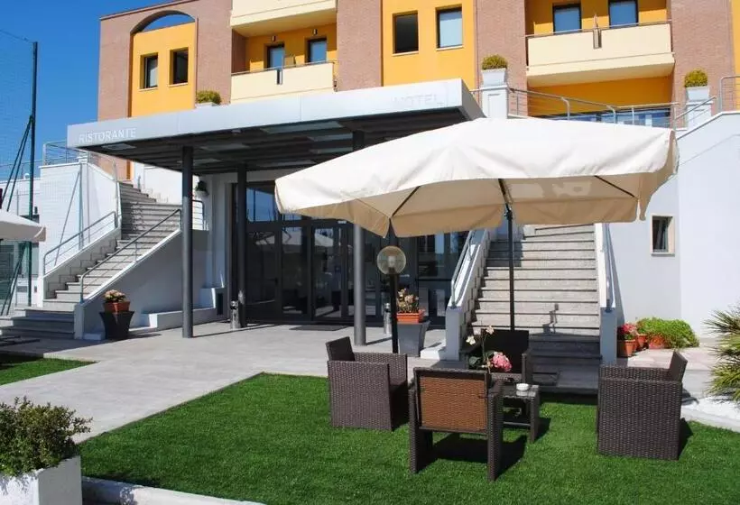 هتل La Tavernetta