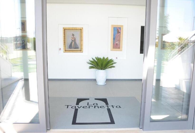 هتل La Tavernetta