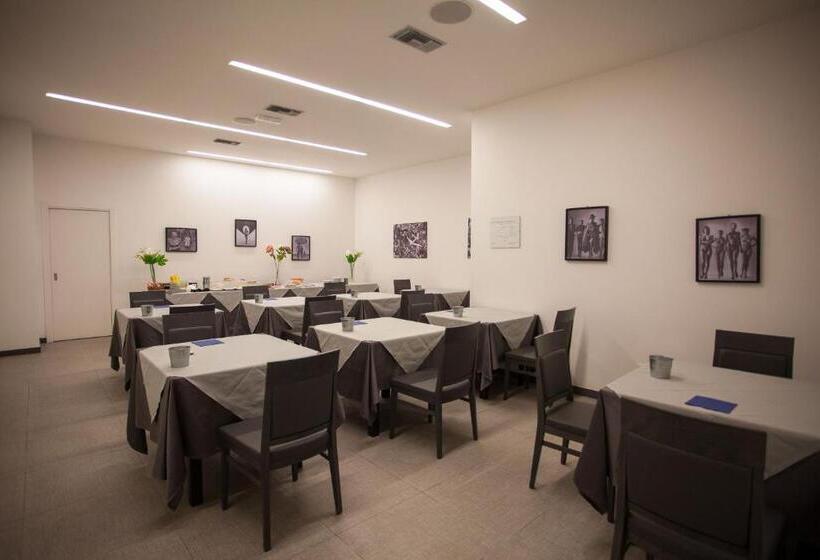 هتل La Tavernetta