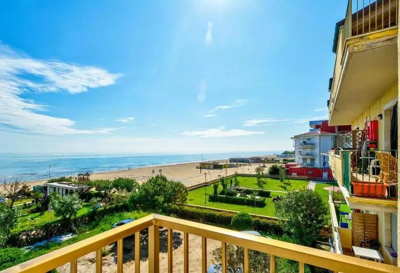 Hotelli Miramare Silvi Marina