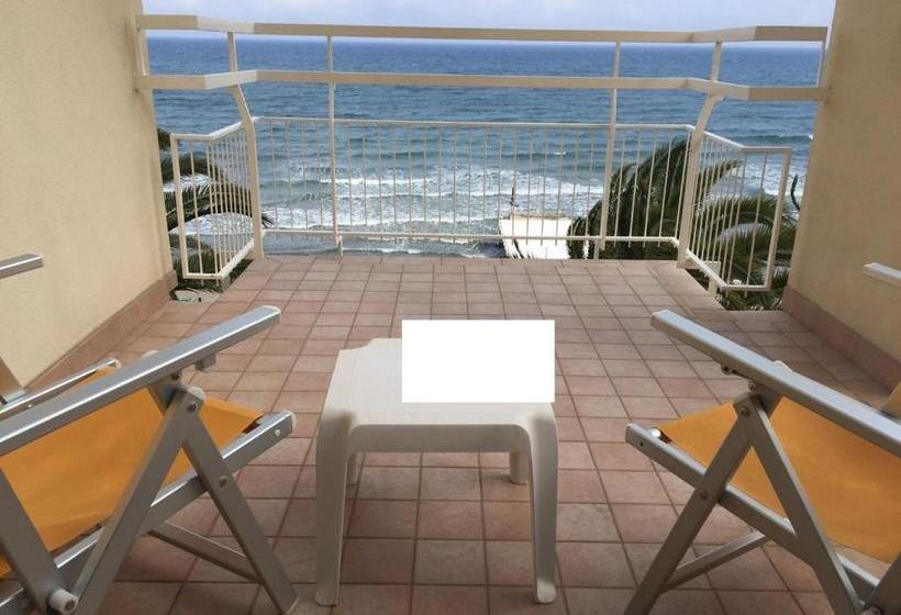 בית מלון כפרי Miramare