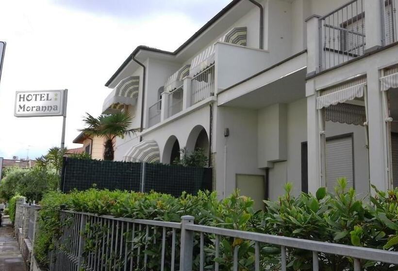 בית מלון כפרי Villa Liberty Versilia