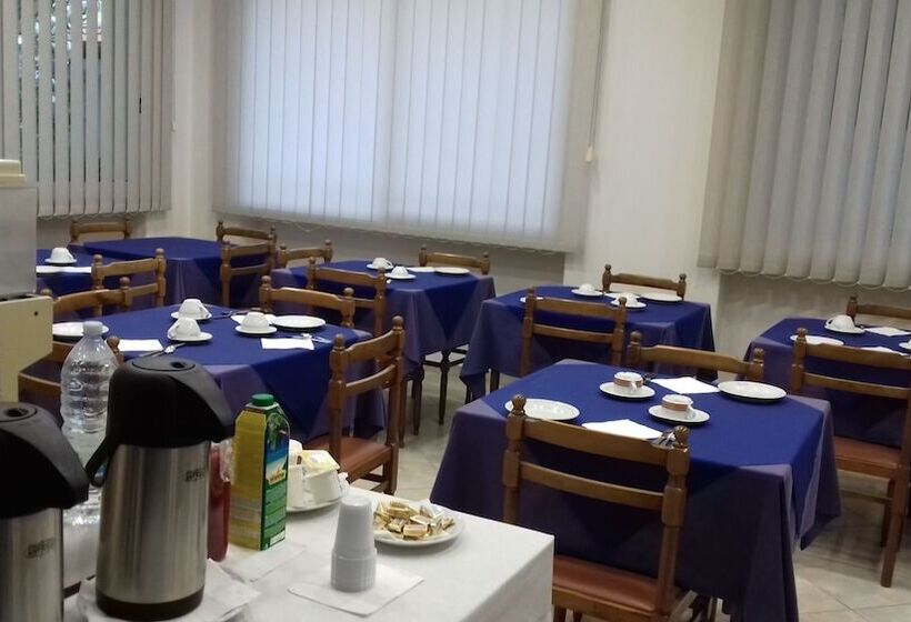 בית מלון כפרי Villa Liberty Versilia