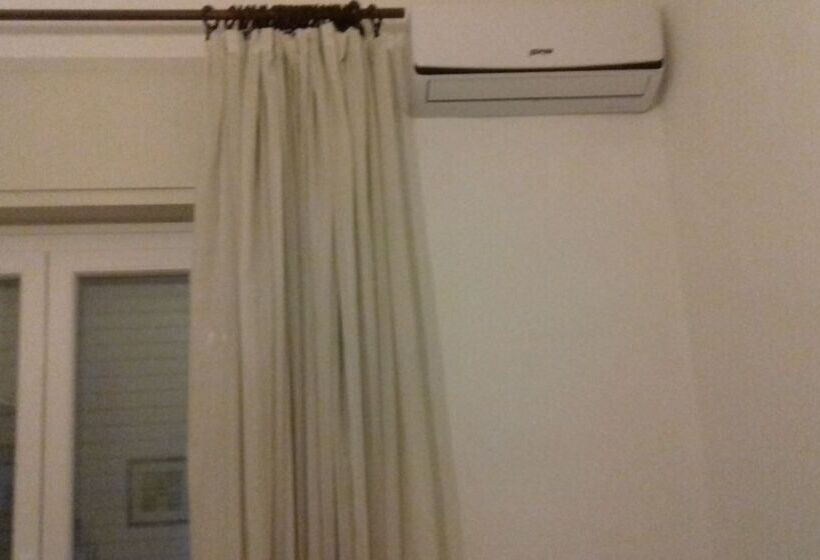 בית מלון כפרי Villa Liberty Versilia