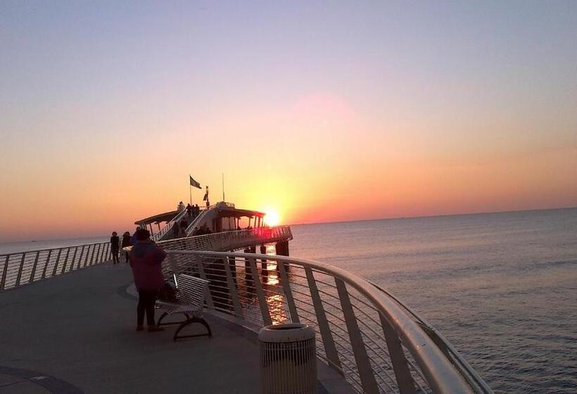 בית מלון כפרי Villa Liberty Versilia