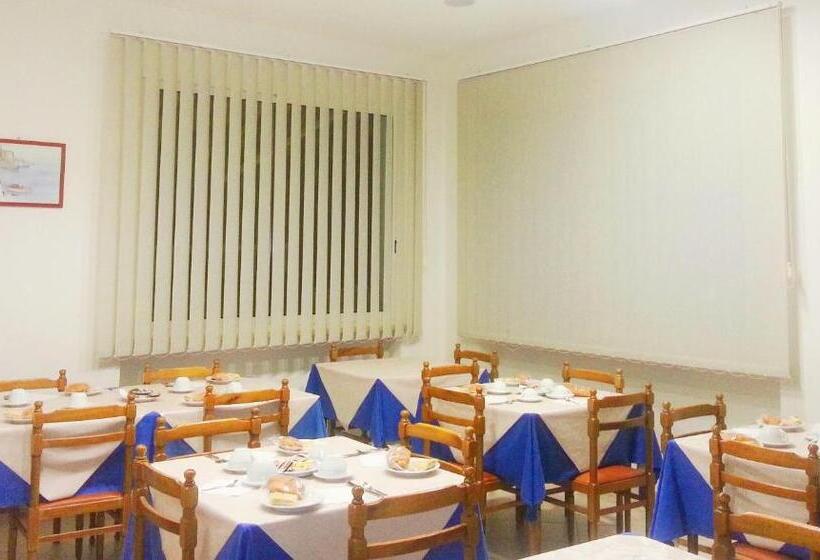 בית מלון כפרי Villa Liberty Versilia