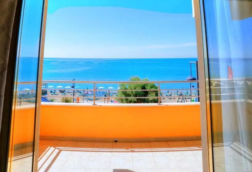 ホテル Panoramico