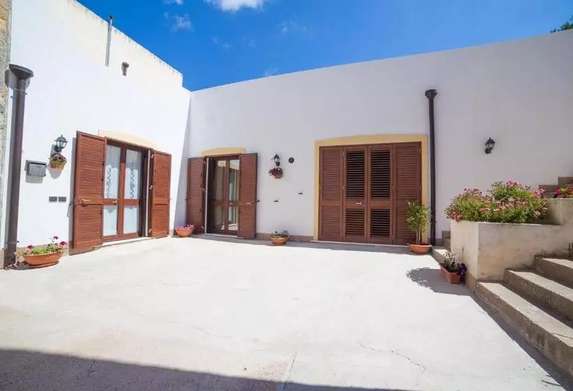 Aamiaismajoitus (B&B) Bianco Sale Trapani