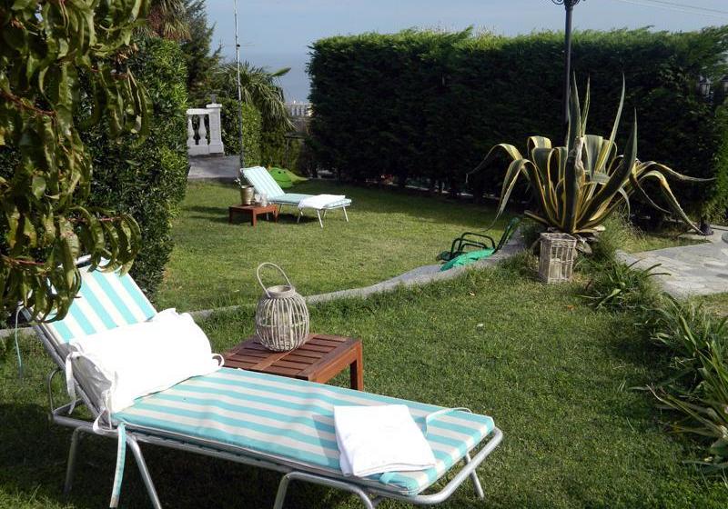 تختخواب و صبحانه Art&kitchen