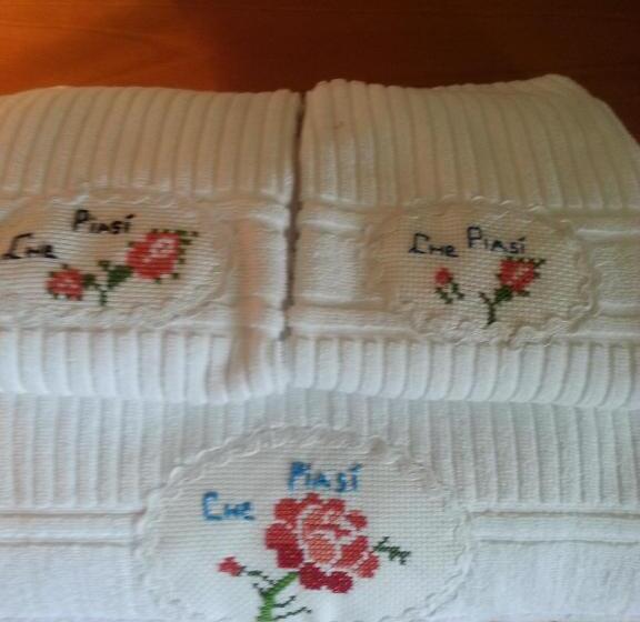 مبيت وإفطار Bed & Bistrò Che Piasì