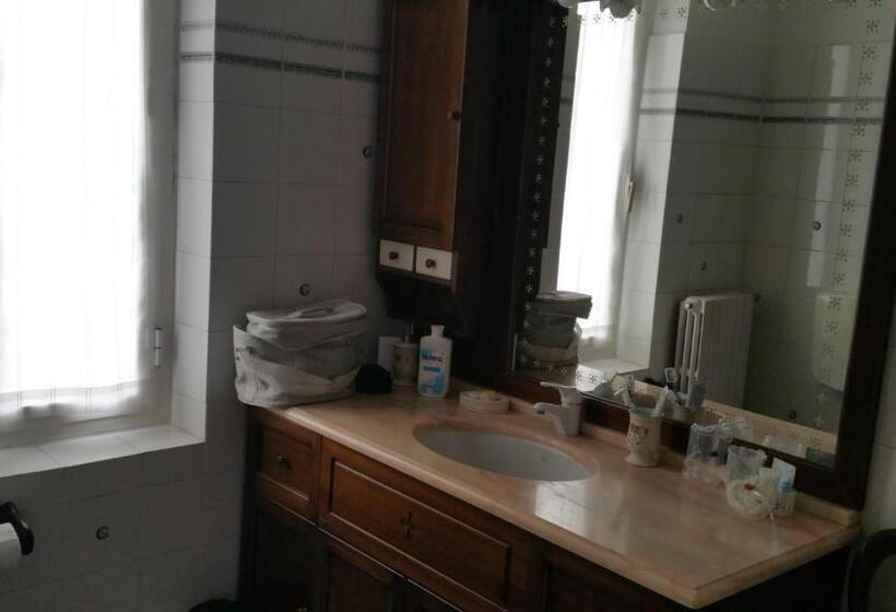 مبيت وإفطار Bed & Bistrò Che Piasì