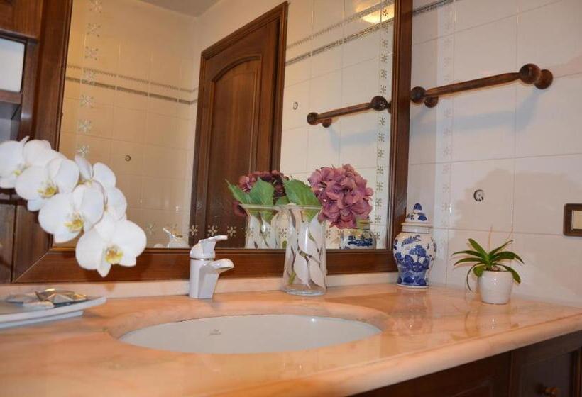 مبيت وإفطار Bed & Bistrò Che Piasì