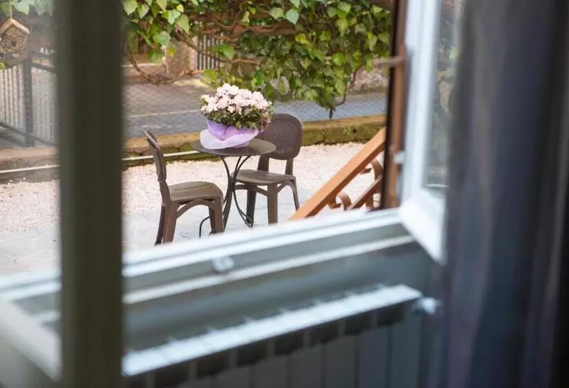 Aamiaismajoitus (B&B) Casa Lollobrigida