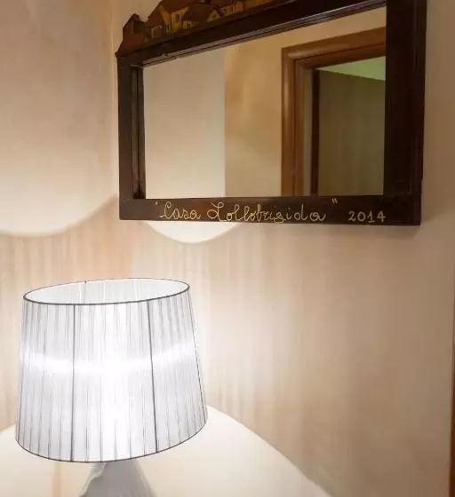 Aamiaismajoitus (B&B) Casa Lollobrigida