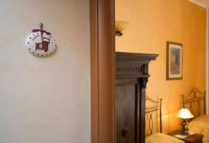 Aamiaismajoitus (B&B) Casa Lollobrigida