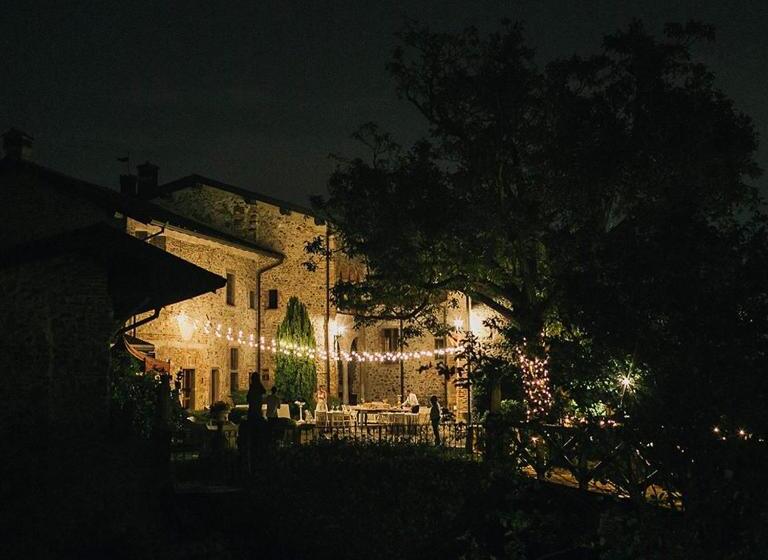 住宿加早餐  Castello Di Cernusco Lombardone