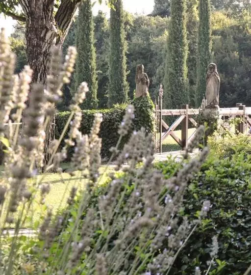 ベッドアンドブレックファースト Castello Di Cernusco Lombardone