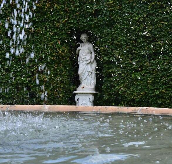 住宿加早餐  Castello Di Cernusco Lombardone