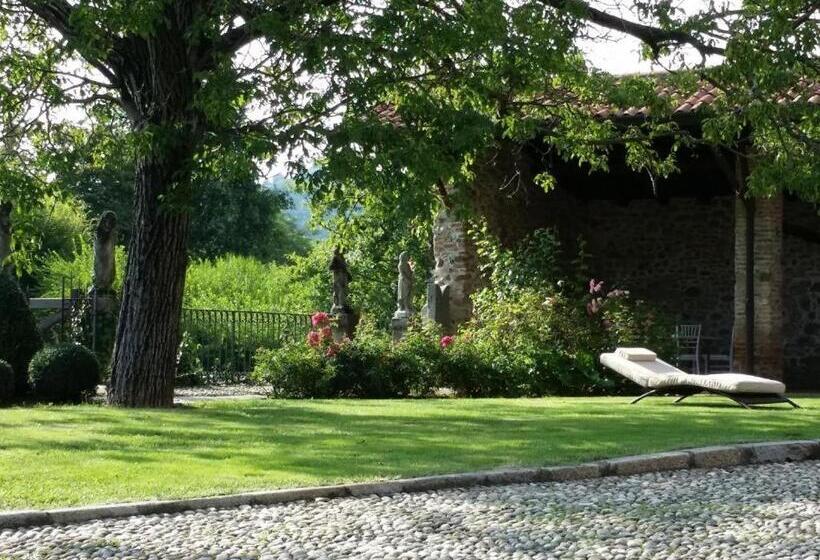 住宿加早餐  Castello Di Cernusco Lombardone