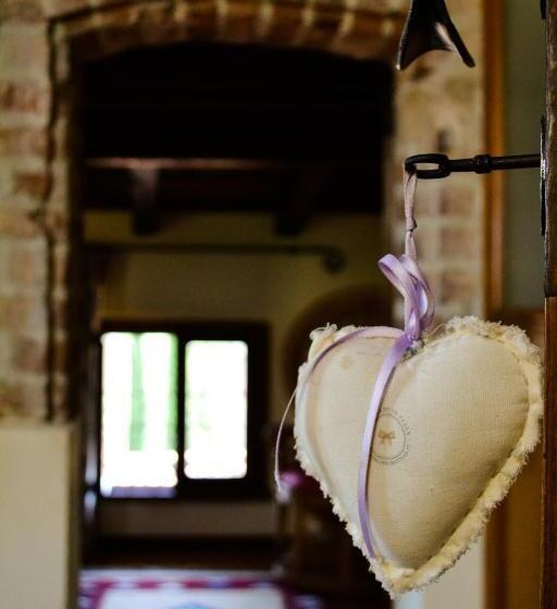 住宿加早餐  Castello Di Cernusco Lombardone