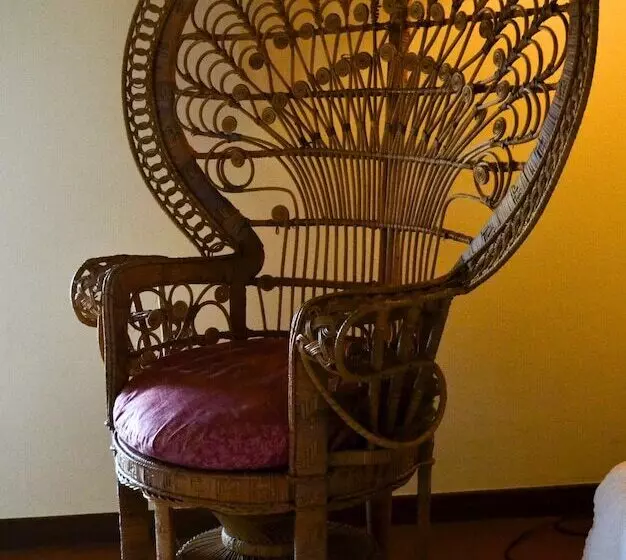 ベッドアンドブレックファースト Castello Di Cernusco Lombardone