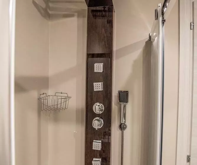 Aamiaismajoitus (B&B) Dimora Rosso Piceno