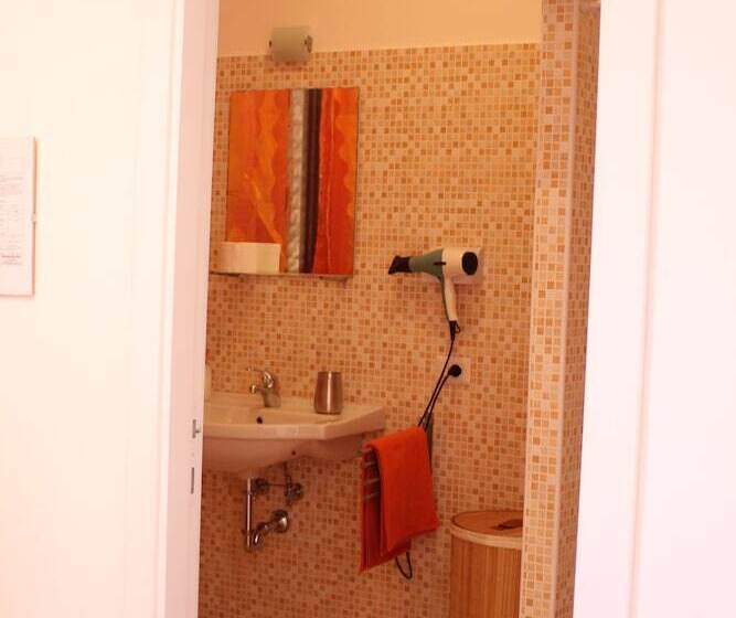 مبيت وإفطار Dimora Rosso Piceno