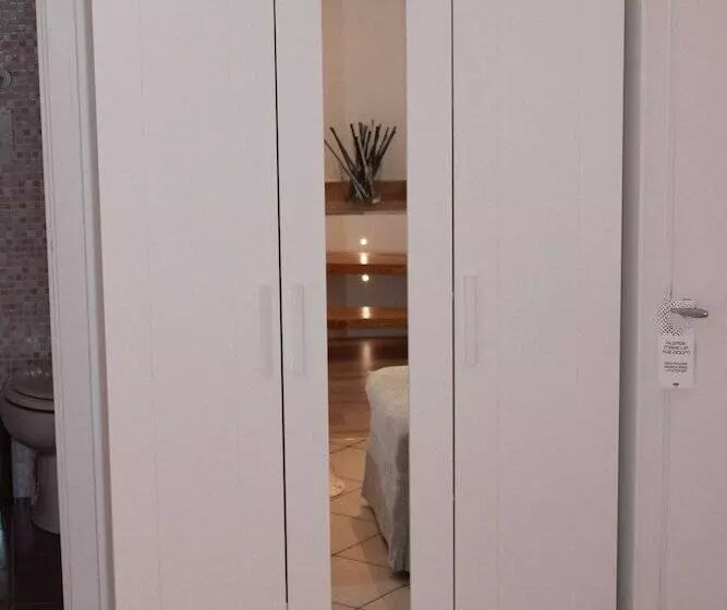 Aamiaismajoitus (B&B) Dimora Rosso Piceno