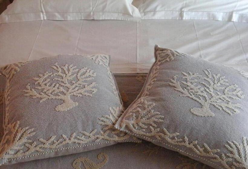 مبيت وإفطار Domus Corallia Luxury Rooms