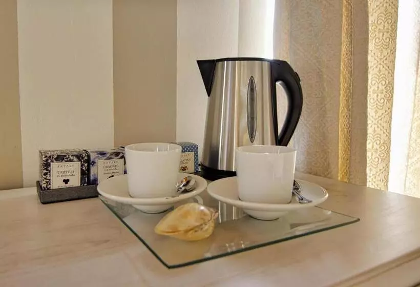 ベッドアンドブレックファースト Domus Corallia Luxury Rooms