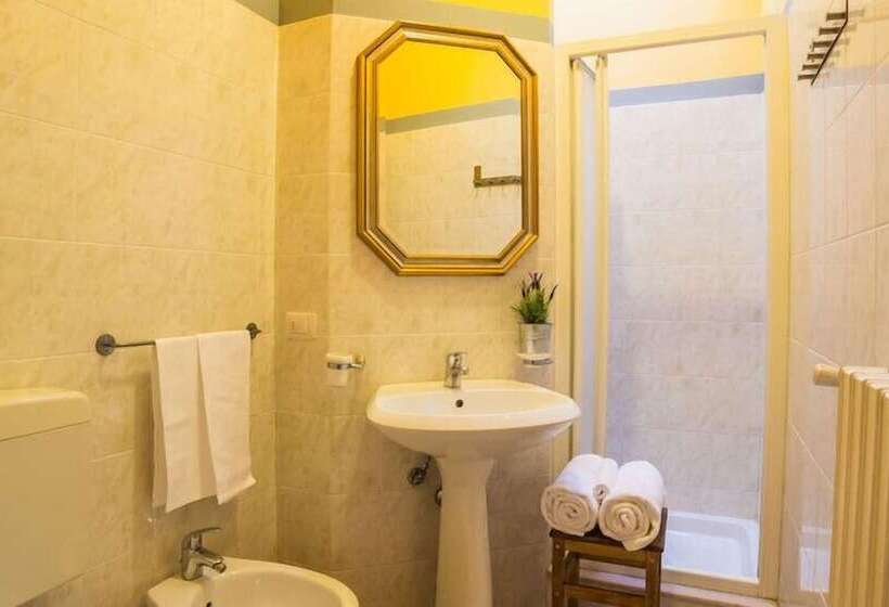 مبيت وإفطار Fattoria Pagnana Suites And Pool