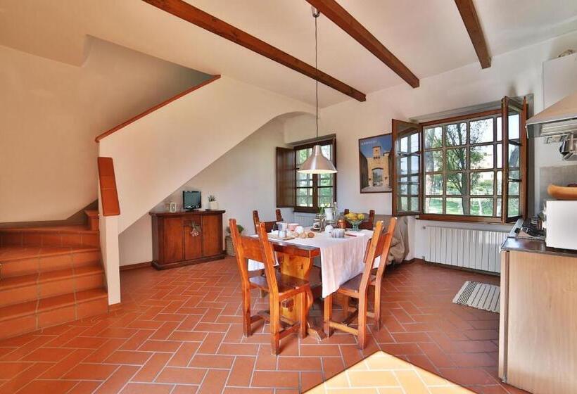 مبيت وإفطار Fattoria Pagnana Suites And Pool