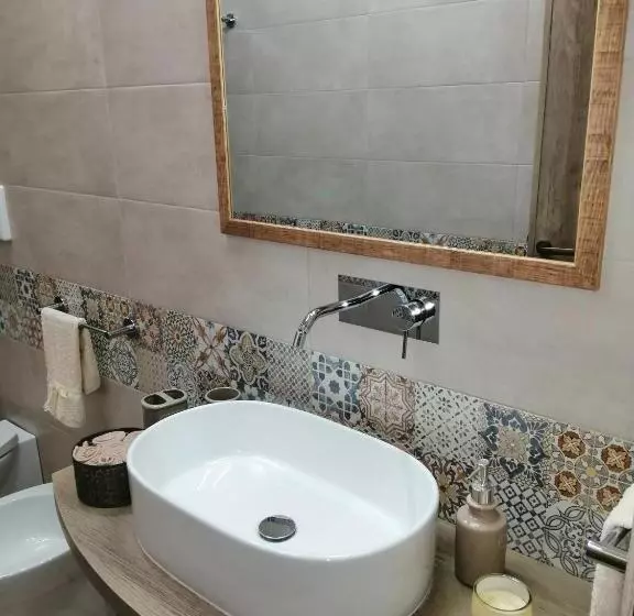 Aamiaismajoitus (B&B) Santa Maria De Lu Trisciulu