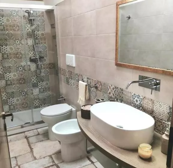 Aamiaismajoitus (B&B) Santa Maria De Lu Trisciulu