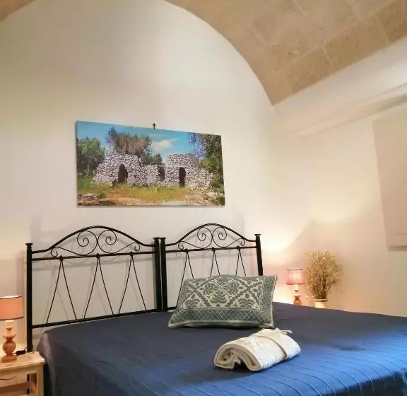 Aamiaismajoitus (B&B) Santa Maria De Lu Trisciulu