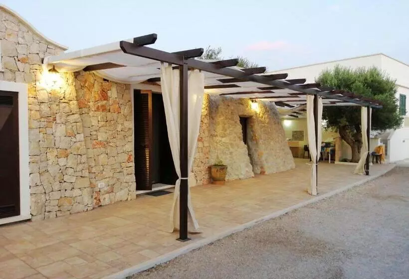 Aamiaismajoitus (B&B) Santa Maria De Lu Trisciulu